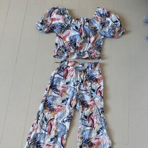 Vince Camuto Multicolor Floral Kids Set